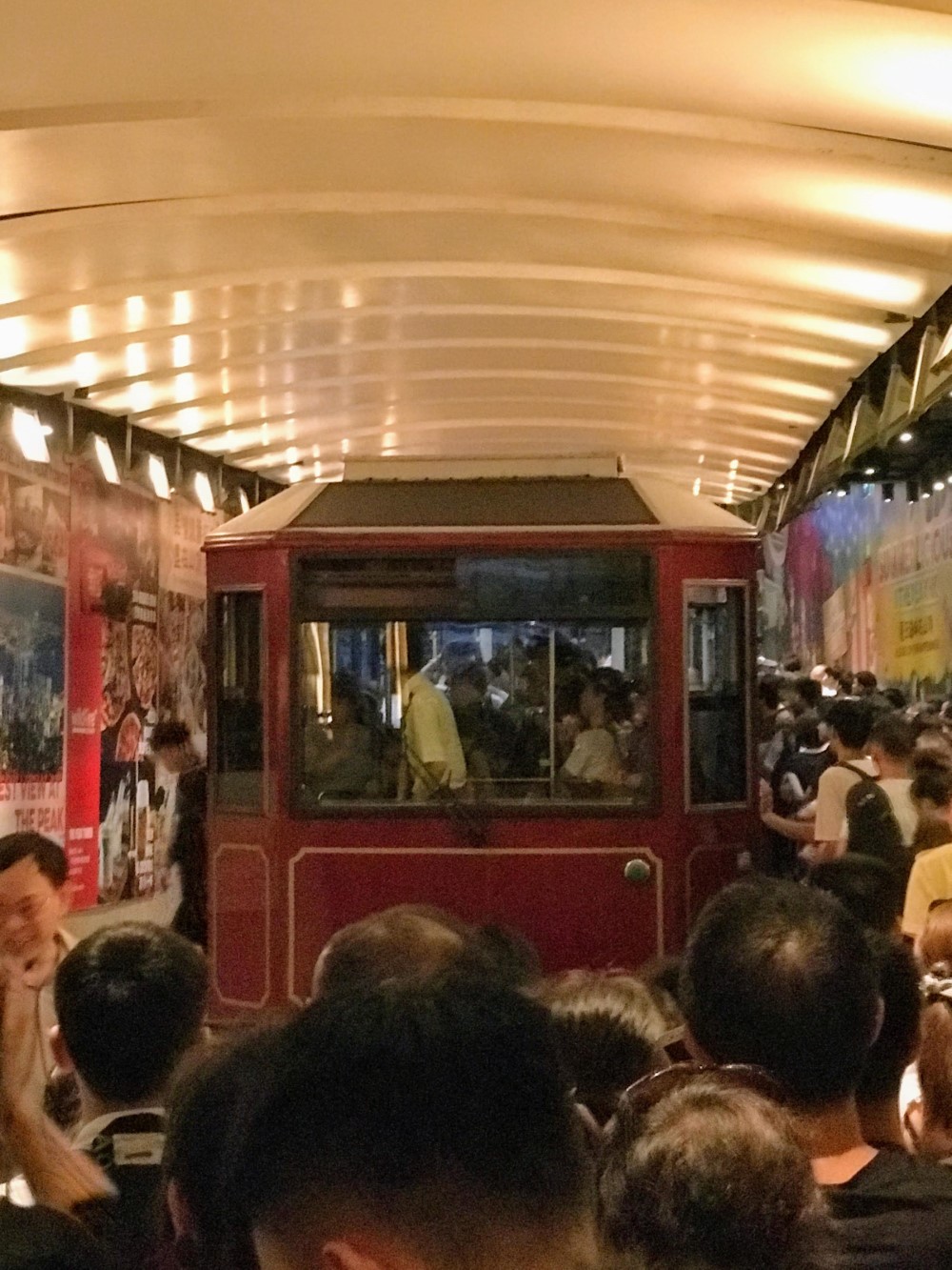 2018 - Peak Tram 2